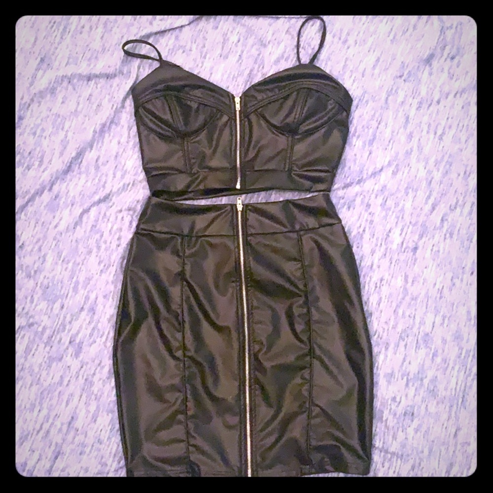 Faux Leather 2 Pc Set
